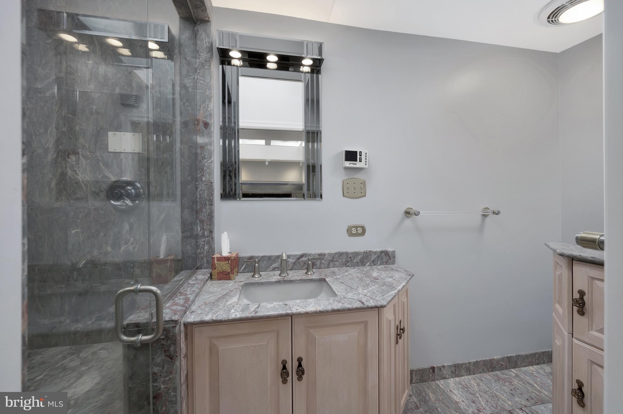 1061 West Boot Road Downingtown, PA 19335 - Photo 21 of 40 Private full bath in primary bedroom