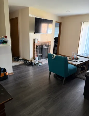 $185,000 | 4304 West Shamrock Lane, Unit 1A, McHenry, IL 60050