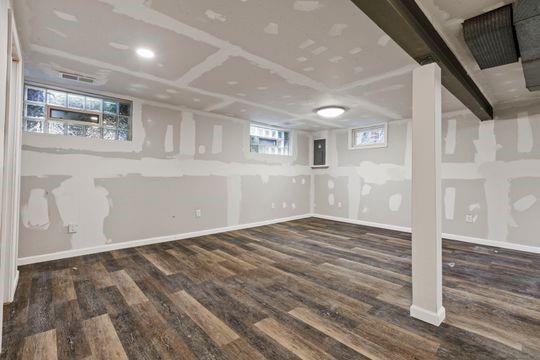 6372 Poketa Road Verona, PA 15147 - Photo 10 of 11 Gallery Image 10