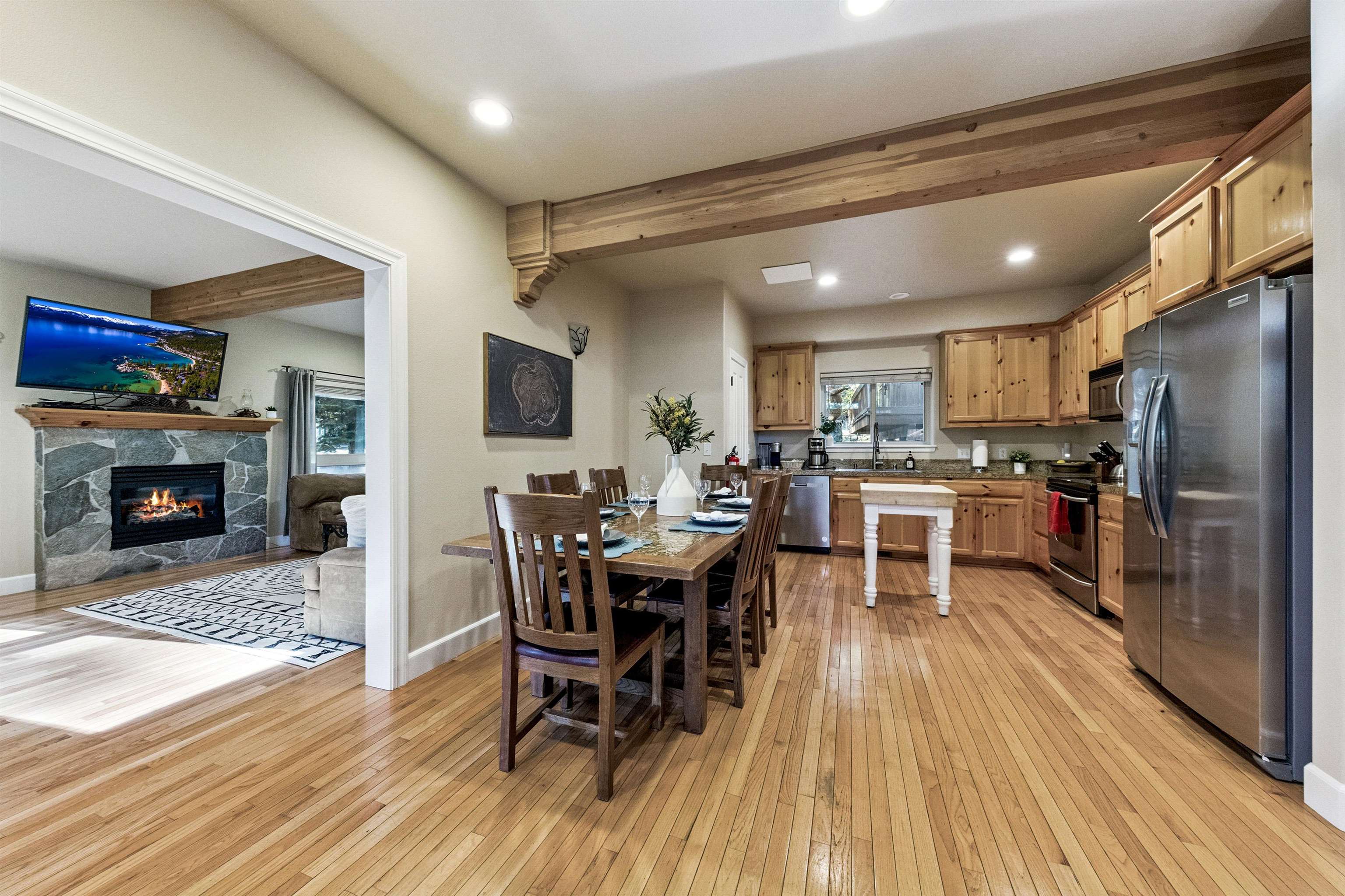 375 Islet Avenue Kings Beach, CA 96143 - Photo 14 of 28