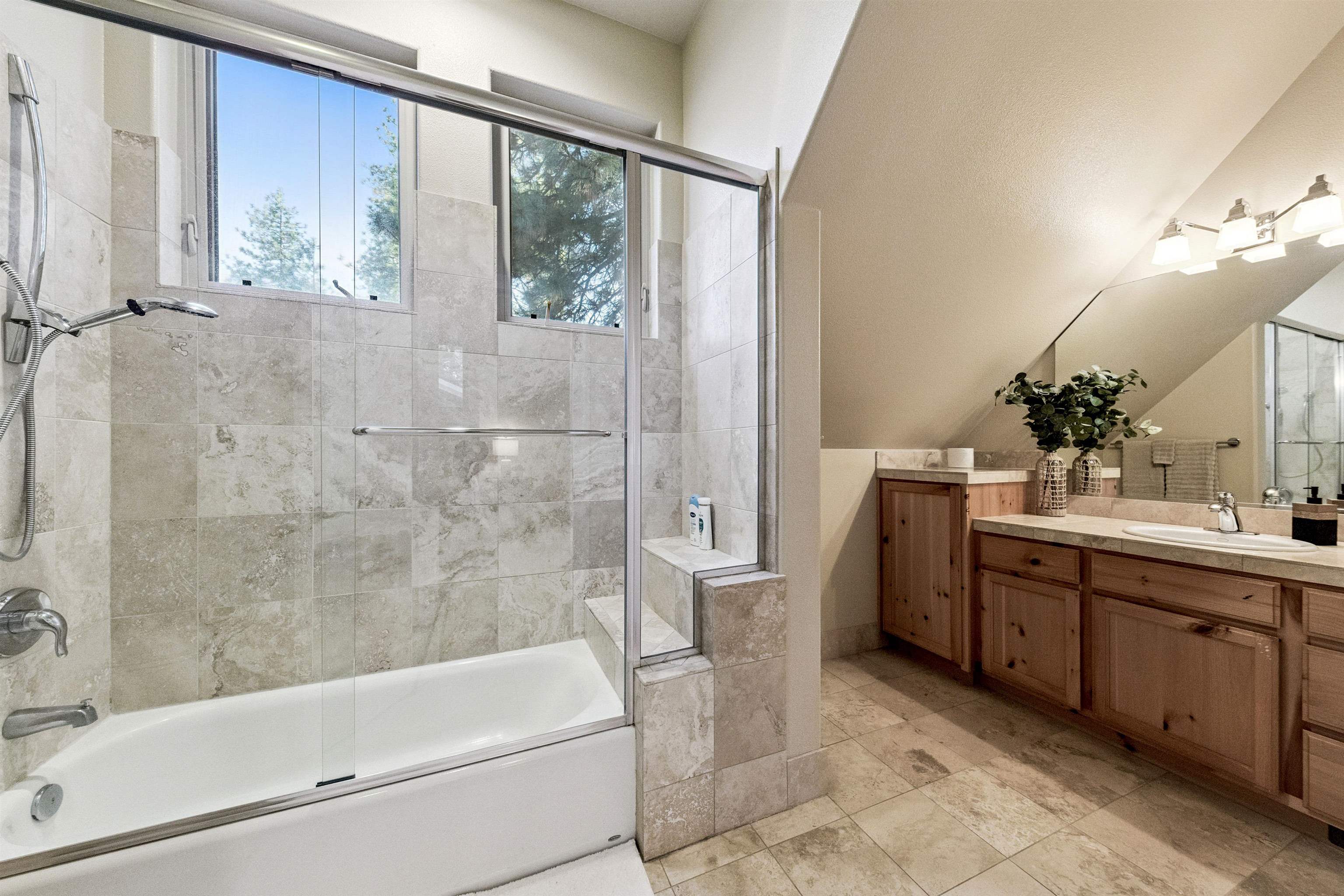 375 Islet Avenue Kings Beach, CA 96143 - Photo 21 of 28