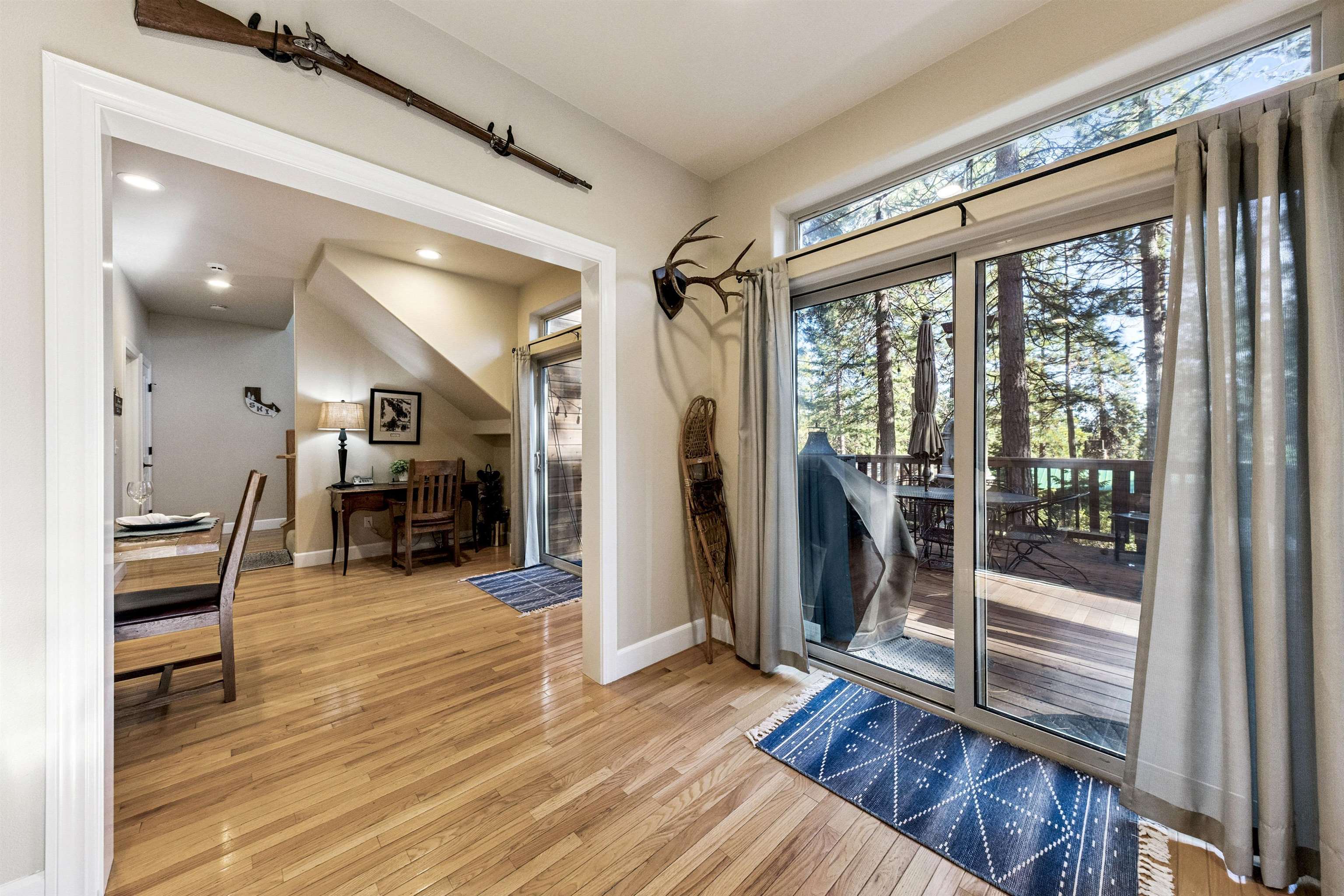 375 Islet Avenue Kings Beach, CA 96143 - Photo 10 of 28