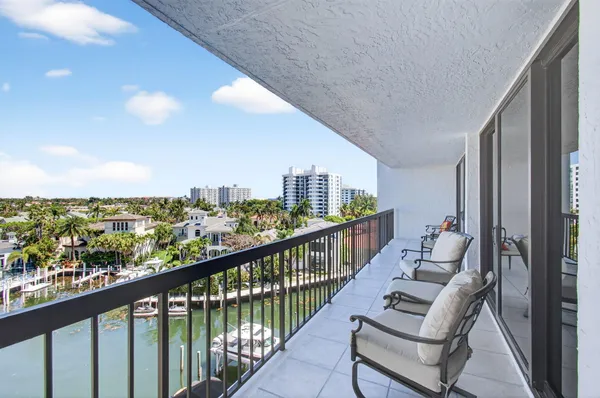 $824,000 | 4740 South Ocean Boulevard, Unit 702, Highland Beach, FL 33487