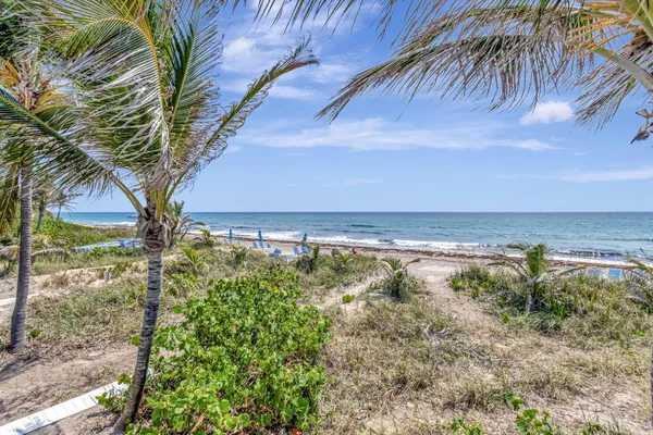 $824,000 | 4740 South Ocean Boulevard, Unit 702, Highland Beach, FL 33487