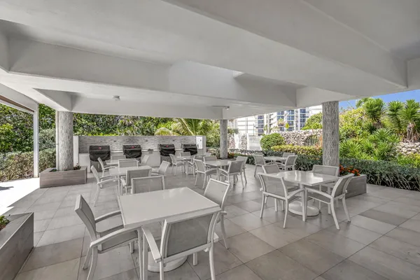 $824,000 | 4740 South Ocean Boulevard, Unit 702, Highland Beach, FL 33487