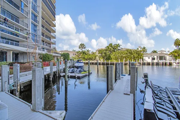 $824,000 | 4740 South Ocean Boulevard, Unit 702, Highland Beach, FL 33487