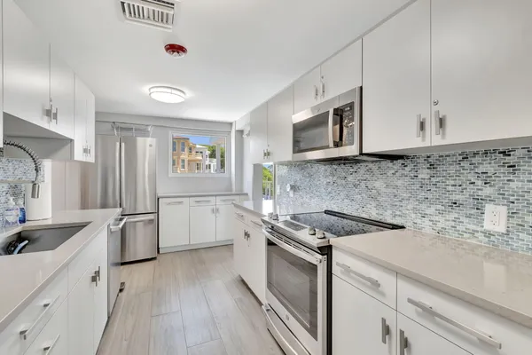 $824,000 | 4740 South Ocean Boulevard, Unit 702, Highland Beach, FL 33487