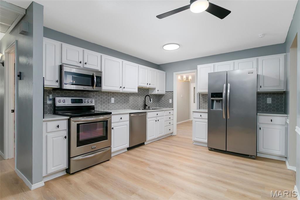 11944 Roseview Lane St. Louis, MO 63138 - Photo 2 of 28