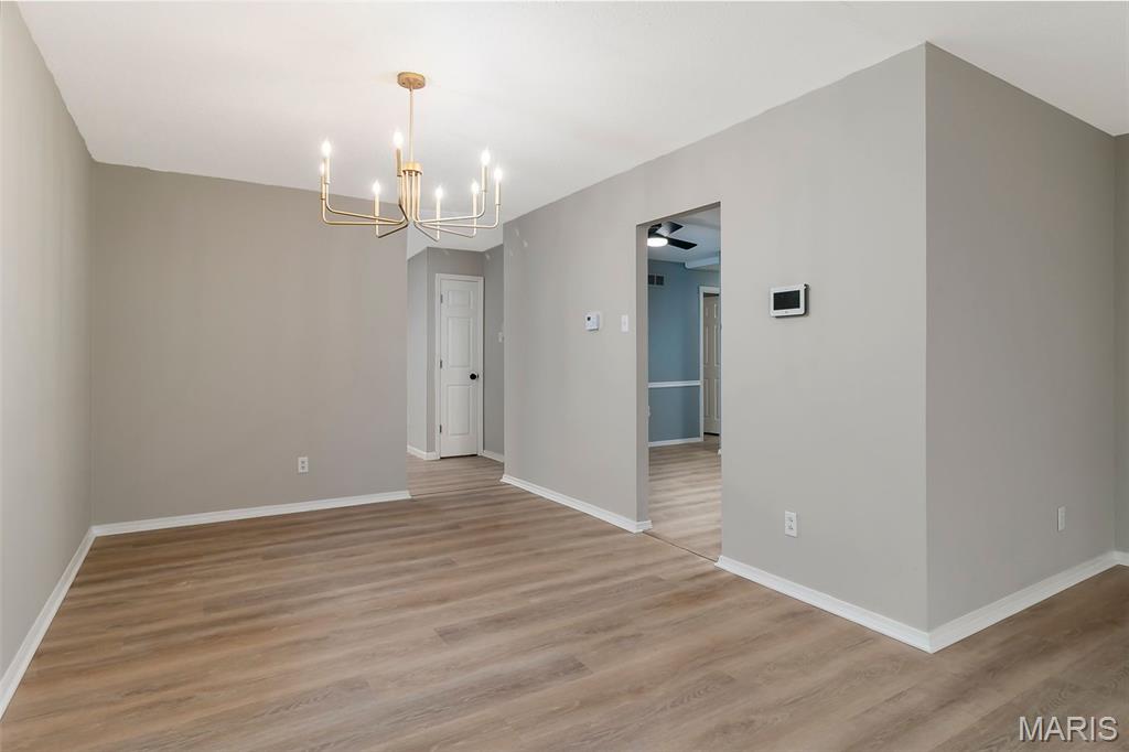 11944 Roseview Lane St. Louis, MO 63138 - Photo 5 of 28