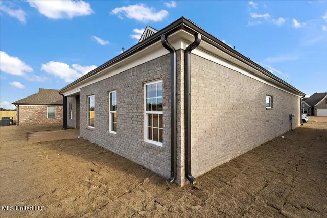 $351,900 | 6498 Beckett Lane, Olive Branch, MS 38654