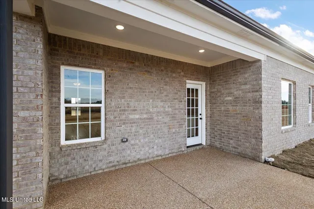 $351,900 | 6498 Beckett Lane, Olive Branch, MS 38654