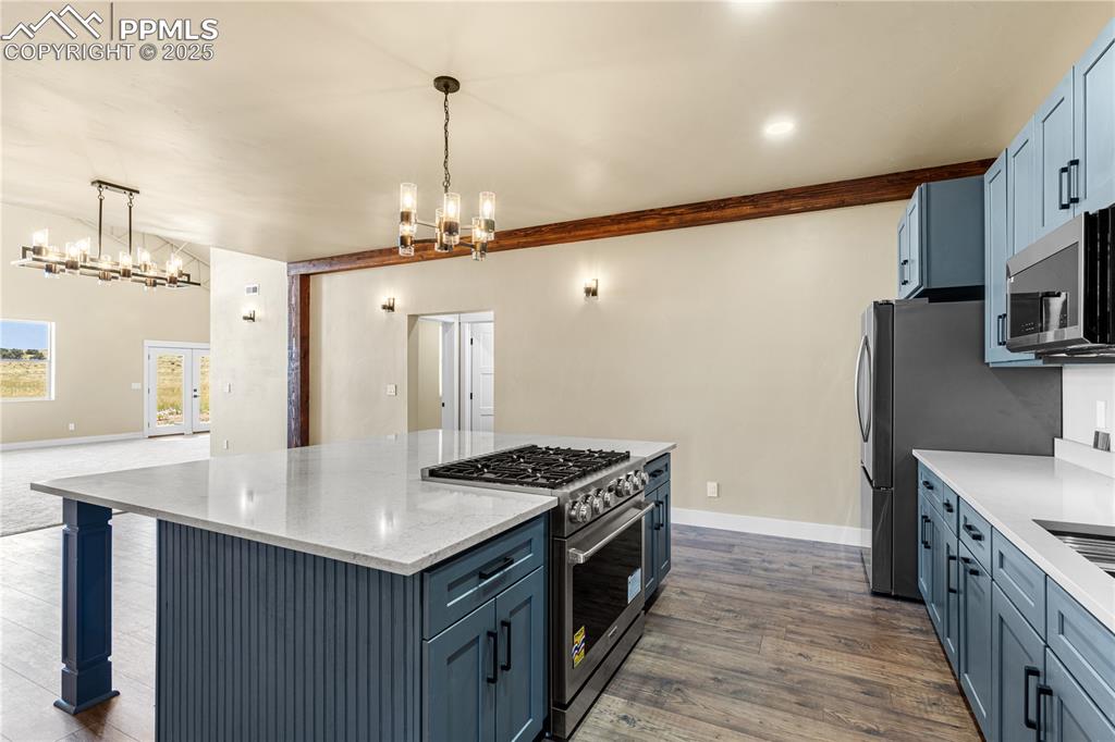 332 Yellow Bird Road Rye, CO 81069 - Photo 13 of 49 a kitchen that has a lot of cabinets in it