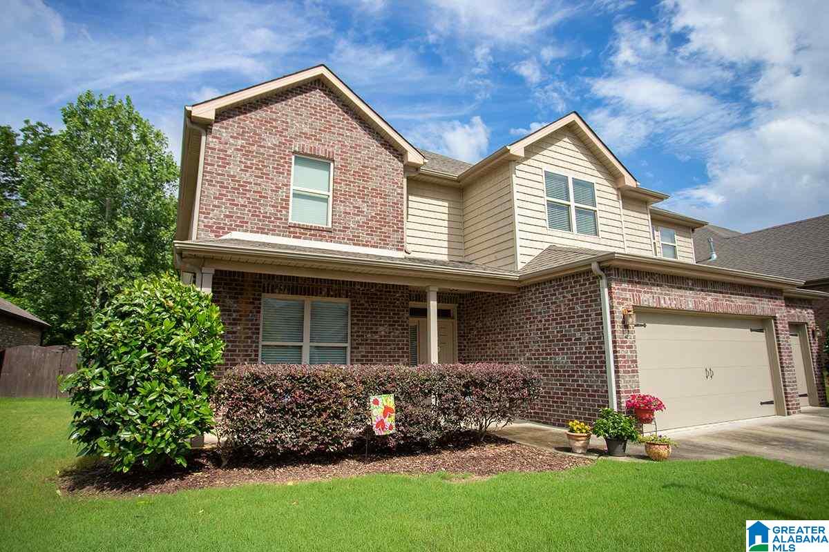 210 Creekside Court Pelham, AL 35124 - Photo 3 of 32