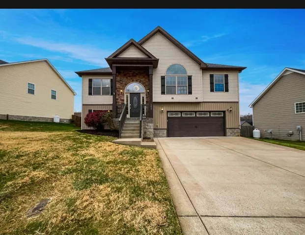 $2,200 | 1224 Meachem Drive, Clarksville, TN 37042