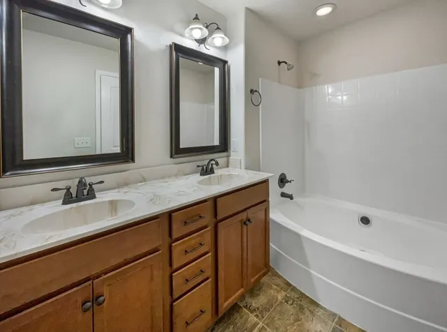 $2,200 | 1224 Meachem Drive, Clarksville, TN 37042