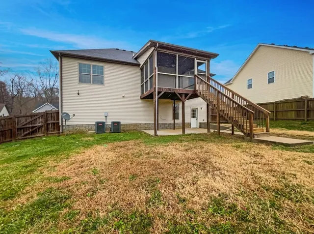 $2,200 | 1224 Meachem Drive, Clarksville, TN 37042