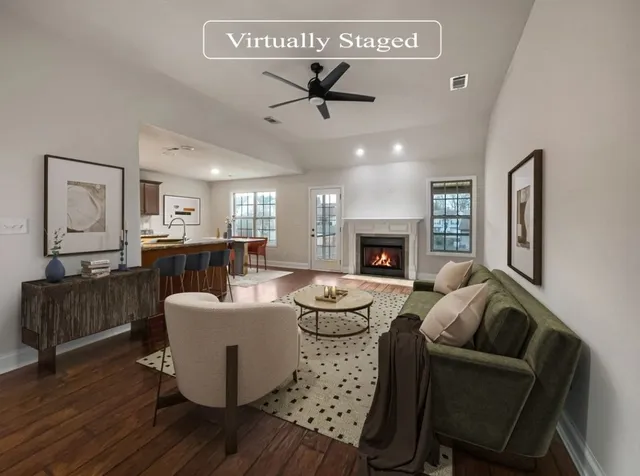 $2,200 | 1224 Meachem Drive, Clarksville, TN 37042