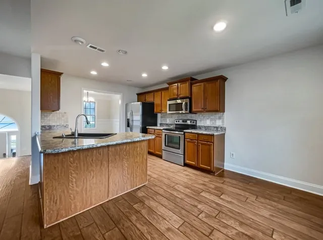 $2,200 | 1224 Meachem Drive, Clarksville, TN 37042