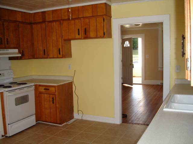 4 Crest Street Lyman, SC 29365 - Photo 8 of 22 Gallery Image 8