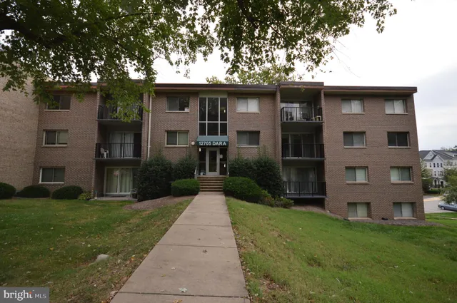 $1,850 | 12705 Dara Drive, Unit 103, Woodbridge, VA 22192