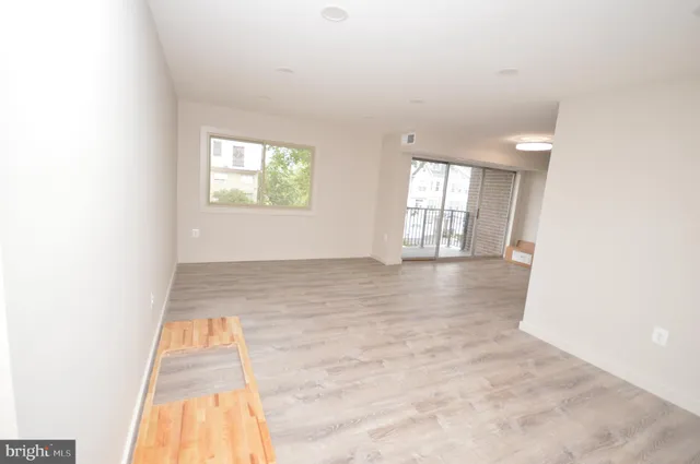 $1,850 | 12705 Dara Drive, Unit 103, Woodbridge, VA 22192