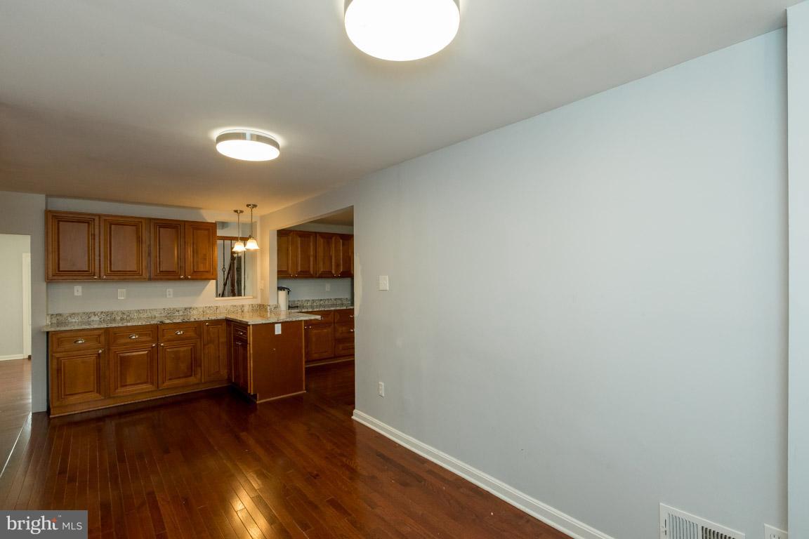 12208 Riverview Road Fort Washington, MD 20744 - Photo 12 of 29 Dining Room