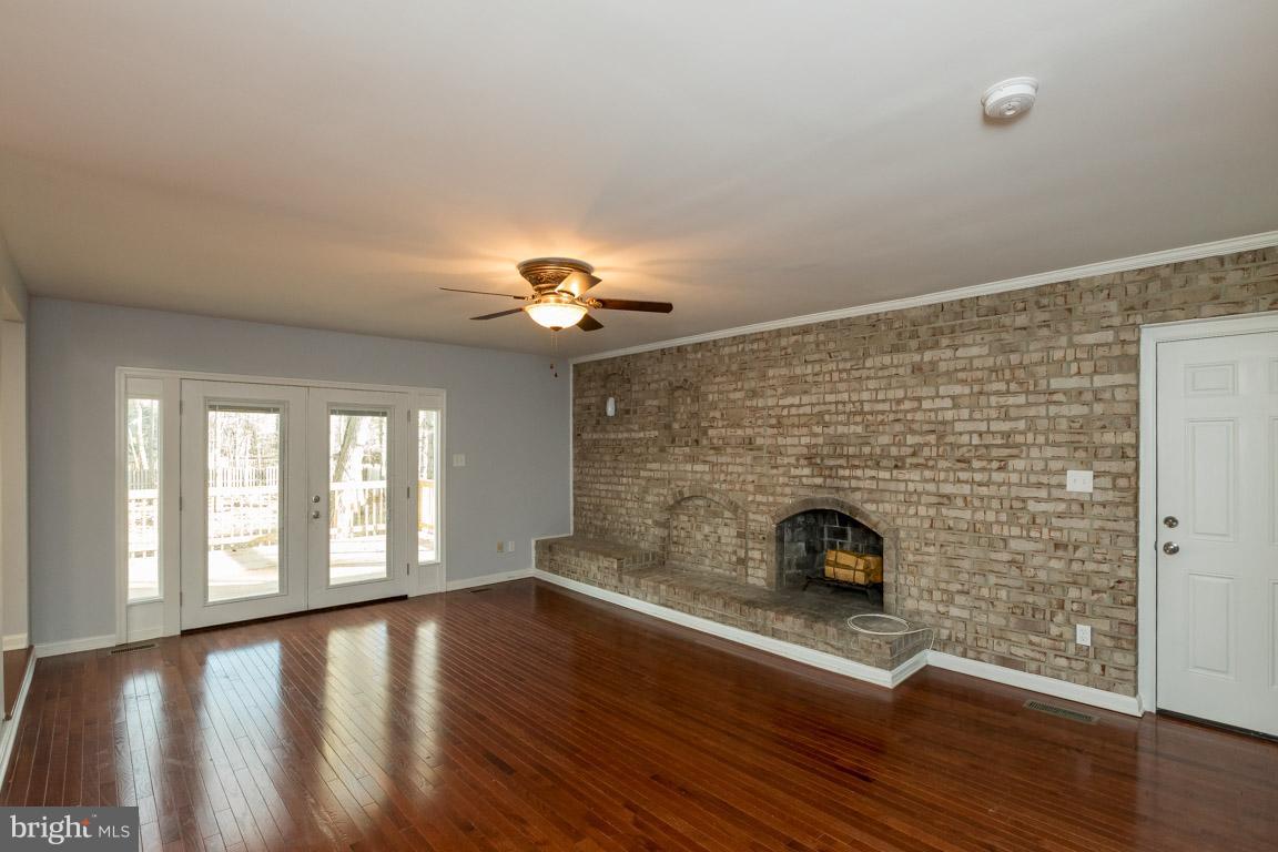 12208 Riverview Road Fort Washington, MD 20744 - Photo 8 of 29 Family Room