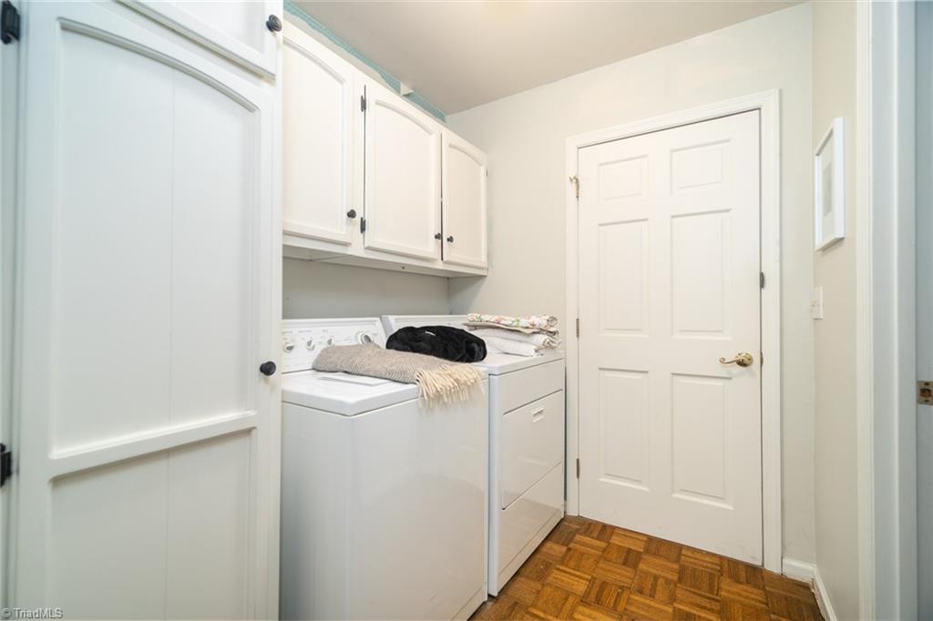 4208 Hobbs Road Greensboro, NC 27410 - Photo 16 of 35 Gallery Image 16