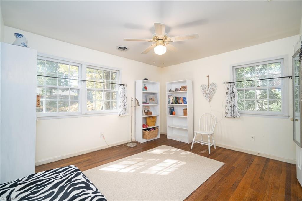 4208 Hobbs Road Greensboro, NC 27410 - Photo 22 of 35 Gallery Image 22
