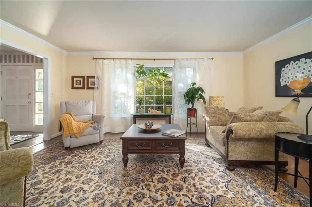 4208 Hobbs Road Greensboro, NC 27410 - Photo 7 of 35 Gallery Image 7