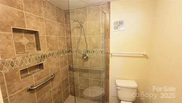 $240,000 | 1323 Queens Road, Unit 320, Charlotte, NC 28207