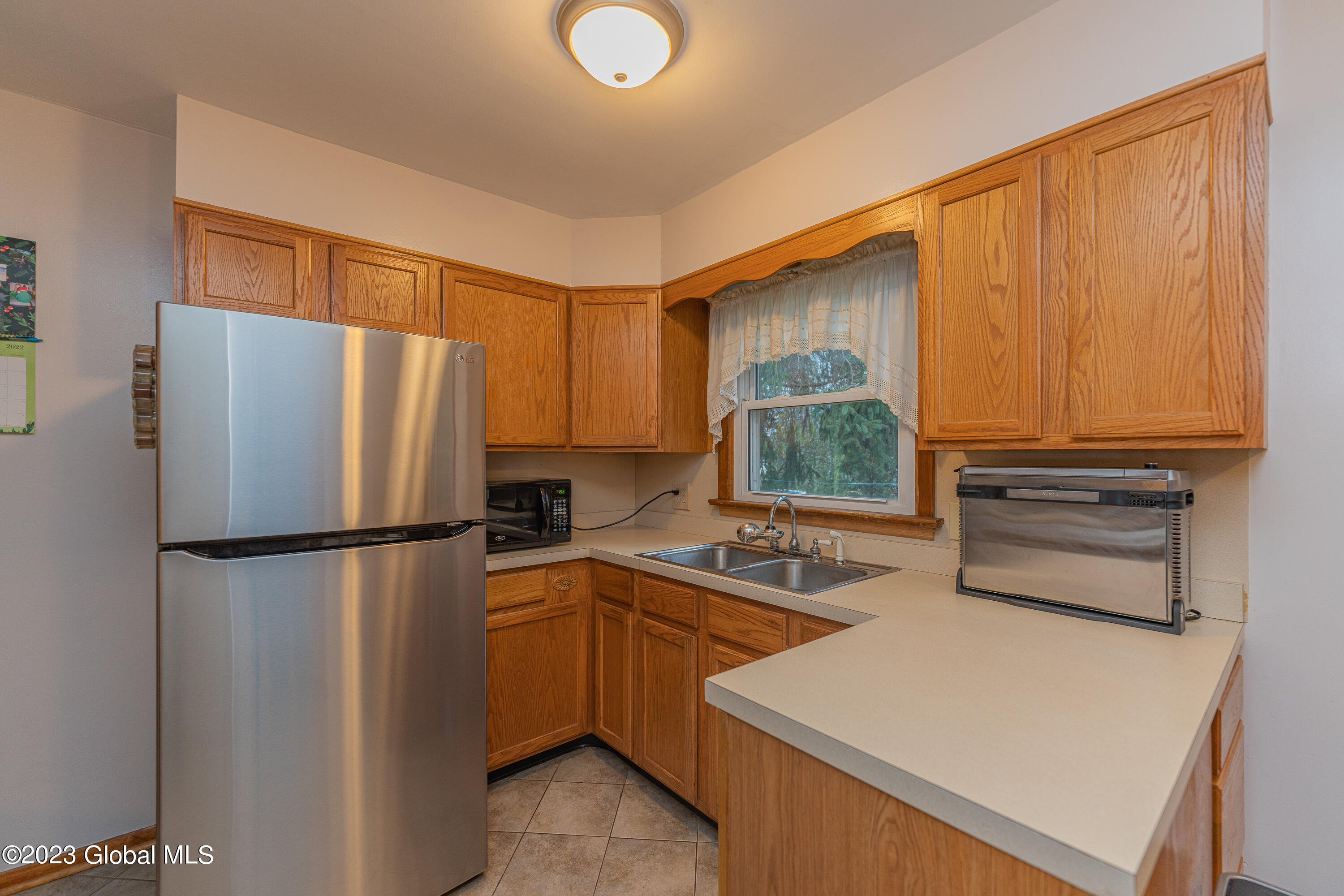 2934 Coniston Road Schenectady, NY 12304 - Photo 12 of 40 2Kitchen 2