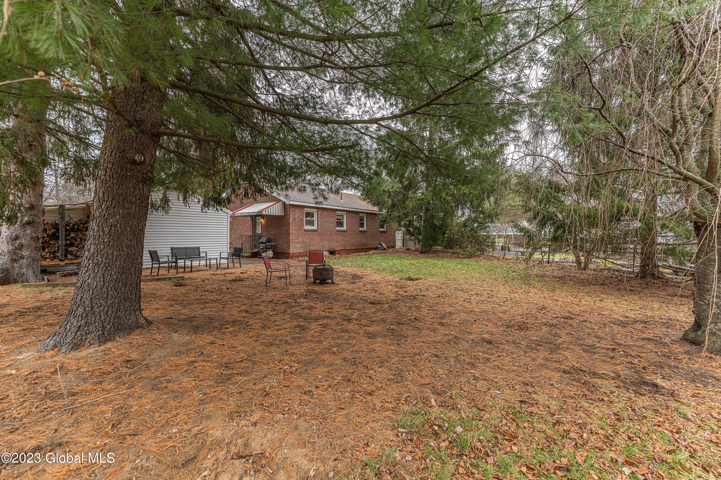 2934 Coniston Road Schenectady, NY 12304 - Photo 35 of 40 8Yard 4