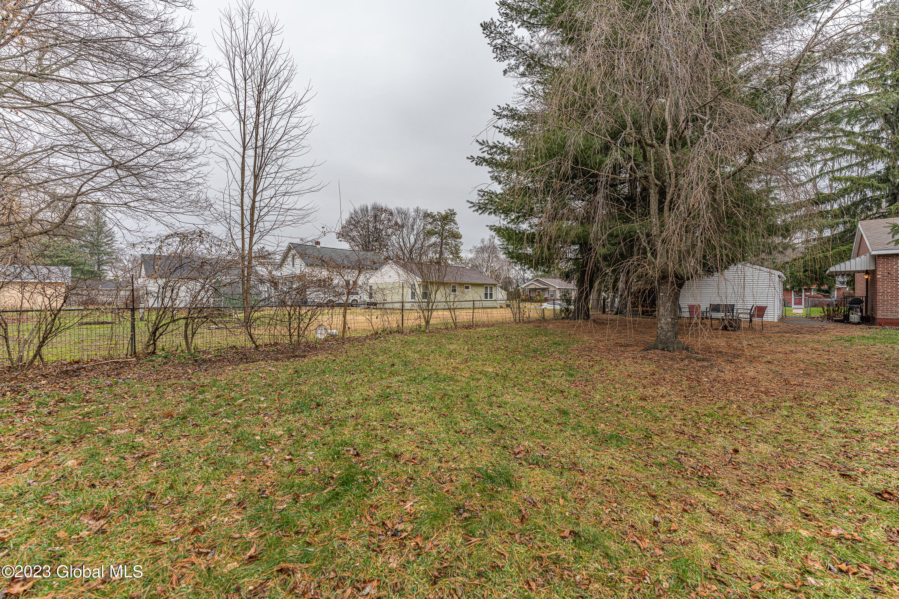2934 Coniston Road Schenectady, NY 12304 - Photo 36 of 40 8Yard 5