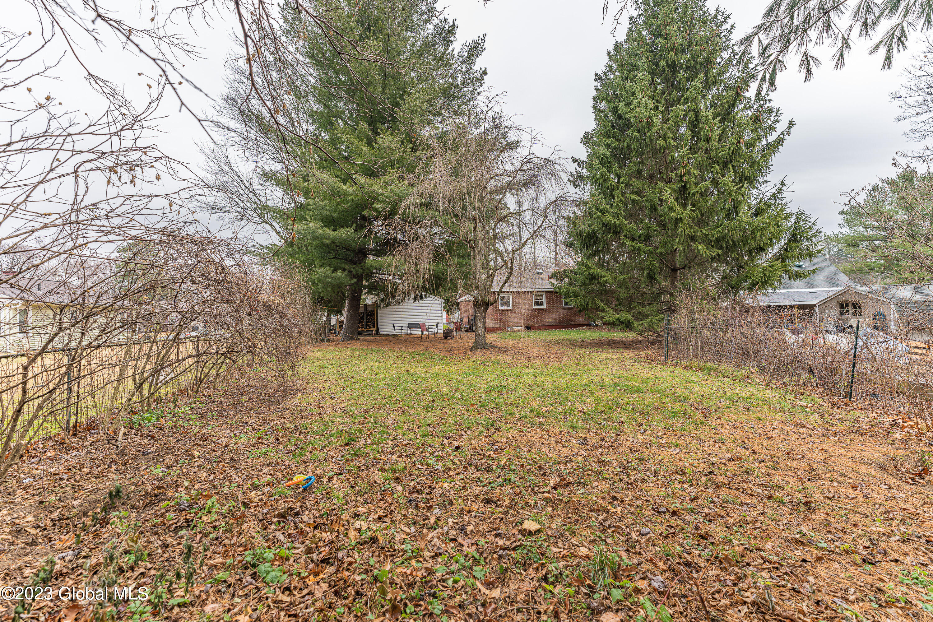 2934 Coniston Road Schenectady, NY 12304 - Photo 37 of 40 8Yard 6