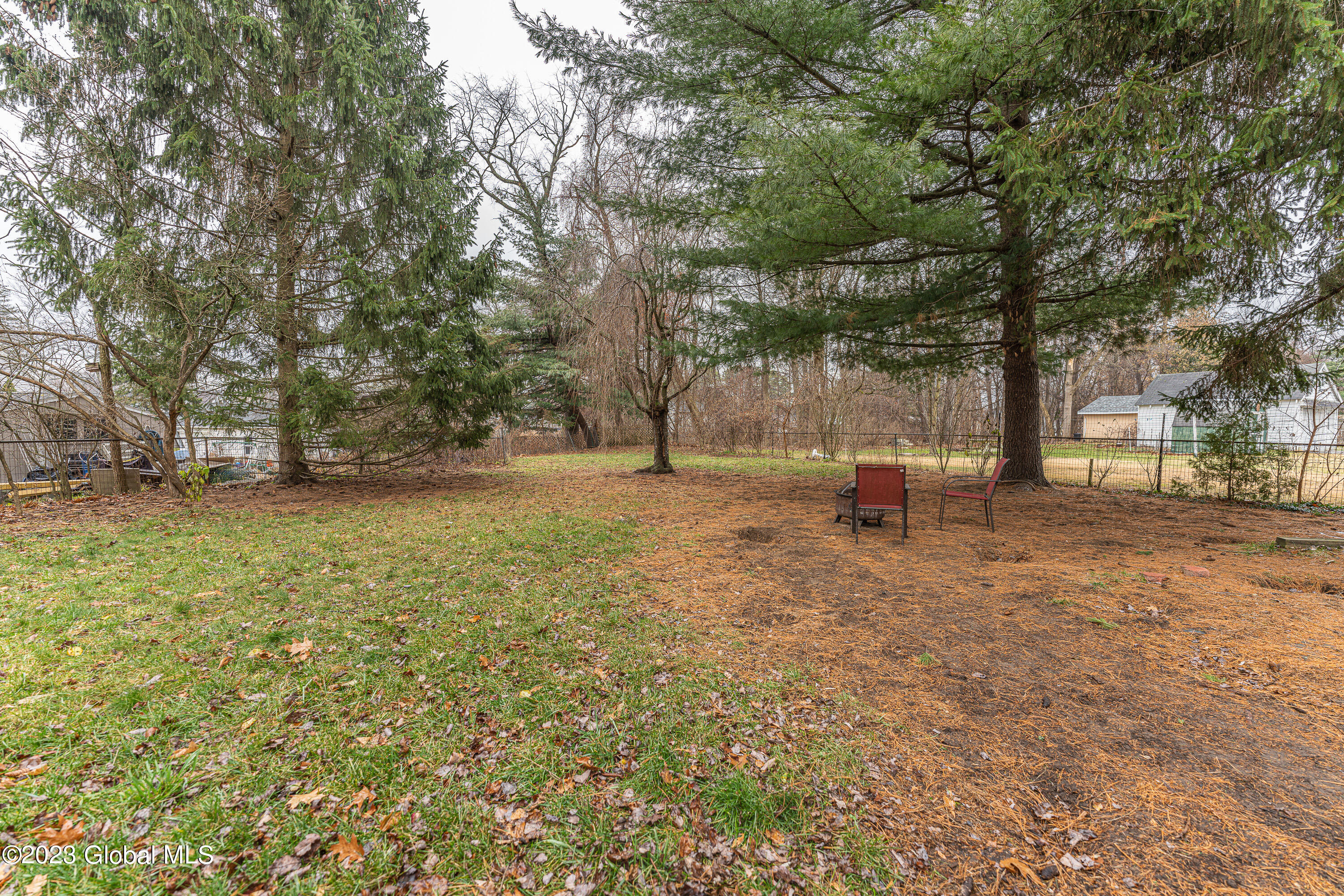 2934 Coniston Road Schenectady, NY 12304 - Photo 40 of 40 8Yard 9