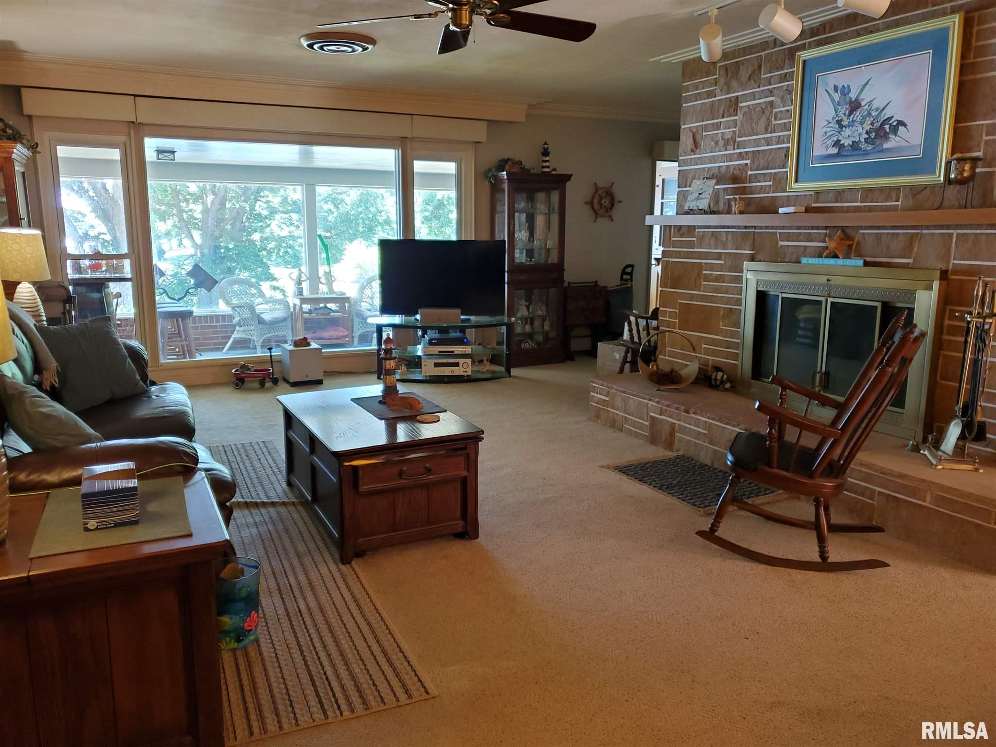 6893 Canadian Cross Drive Springfield, IL 62711 - Photo 17 of 41
