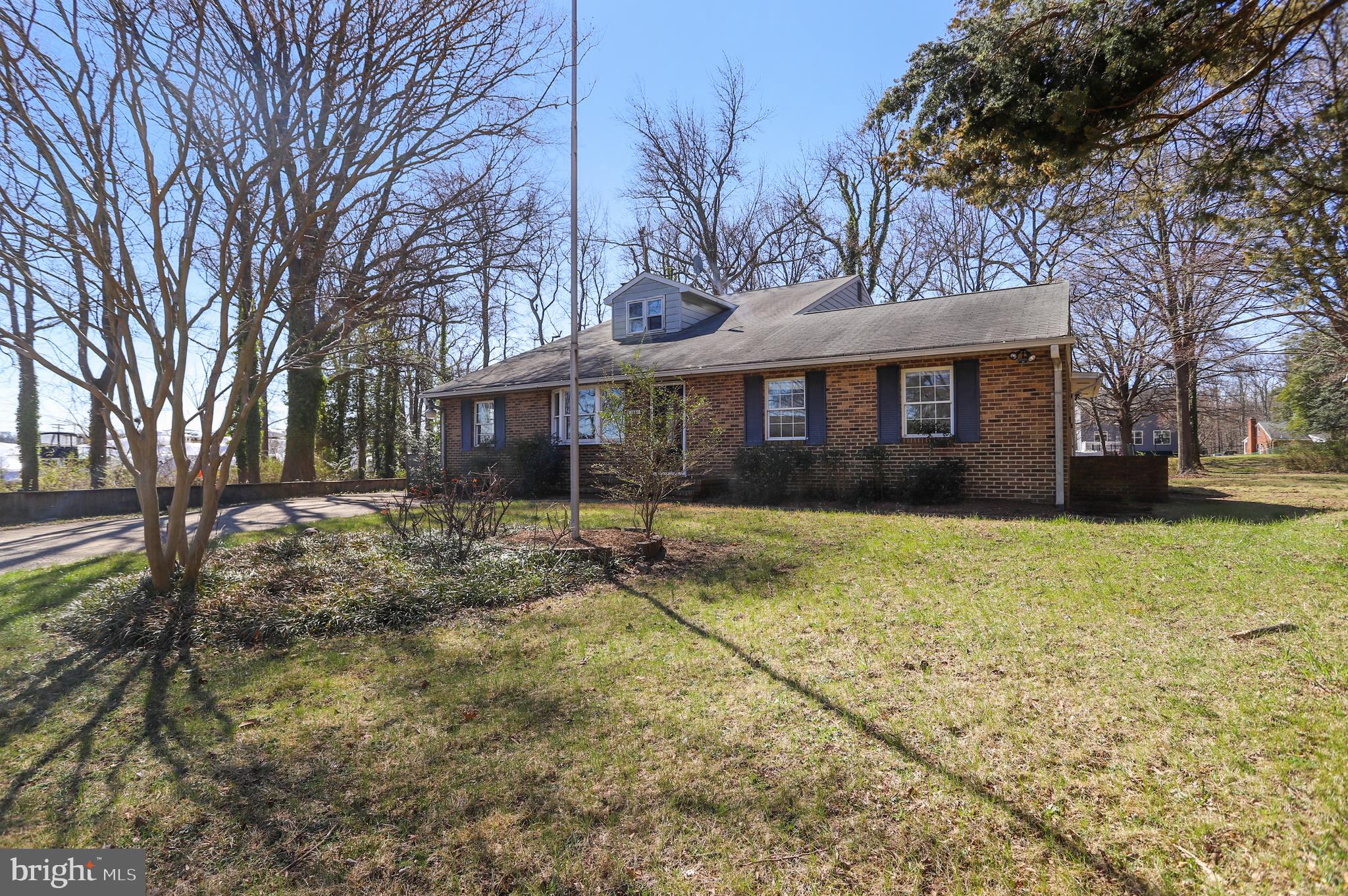 1051 Old Turkey Point Road Edgewater, MD 21037 - Photo 6 of 47 Gallery Image 6