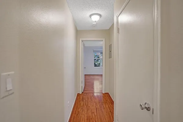 $2,000 | 2301 North Congress Avenue, Unit 27, Boynton Beach, FL 33426