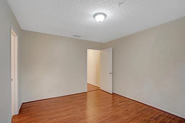 $2,000 | 2301 North Congress Avenue, Unit 27, Boynton Beach, FL 33426