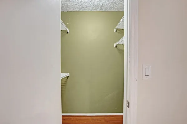 $2,000 | 2301 North Congress Avenue, Unit 27, Boynton Beach, FL 33426