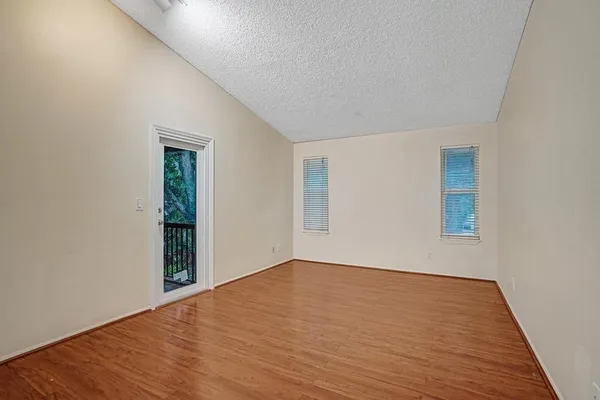 $2,000 | 2301 North Congress Avenue, Unit 27, Boynton Beach, FL 33426