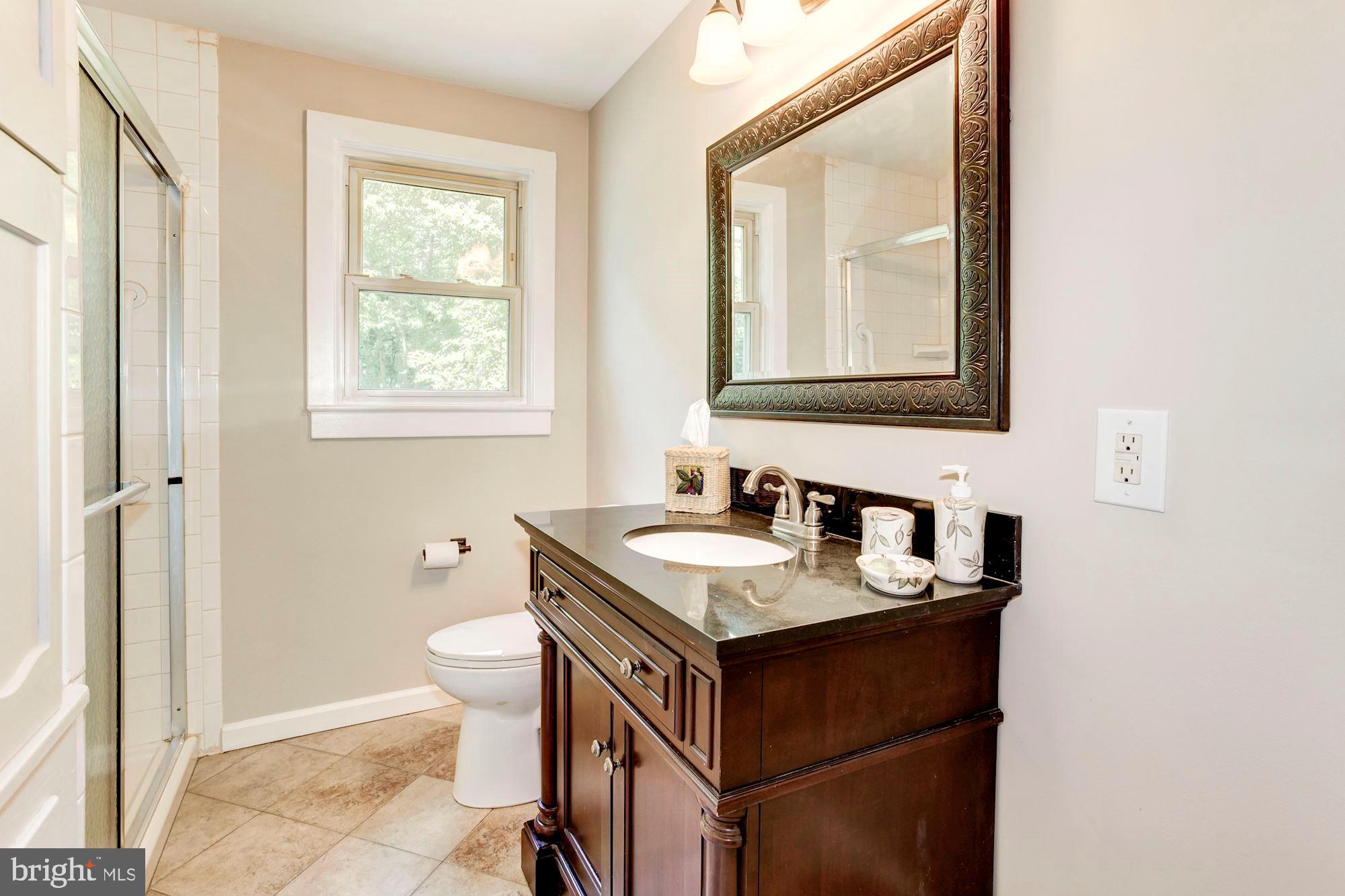 18306 Sharon Road Triangle, VA 22172 - Photo 6 of 21 Gallery Image 6
