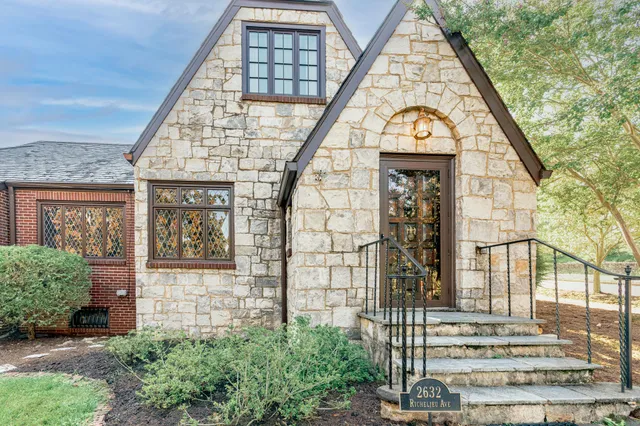 $774,950 | 2632 Richelieu Avenue Southwest, Roanoke, VA 24014