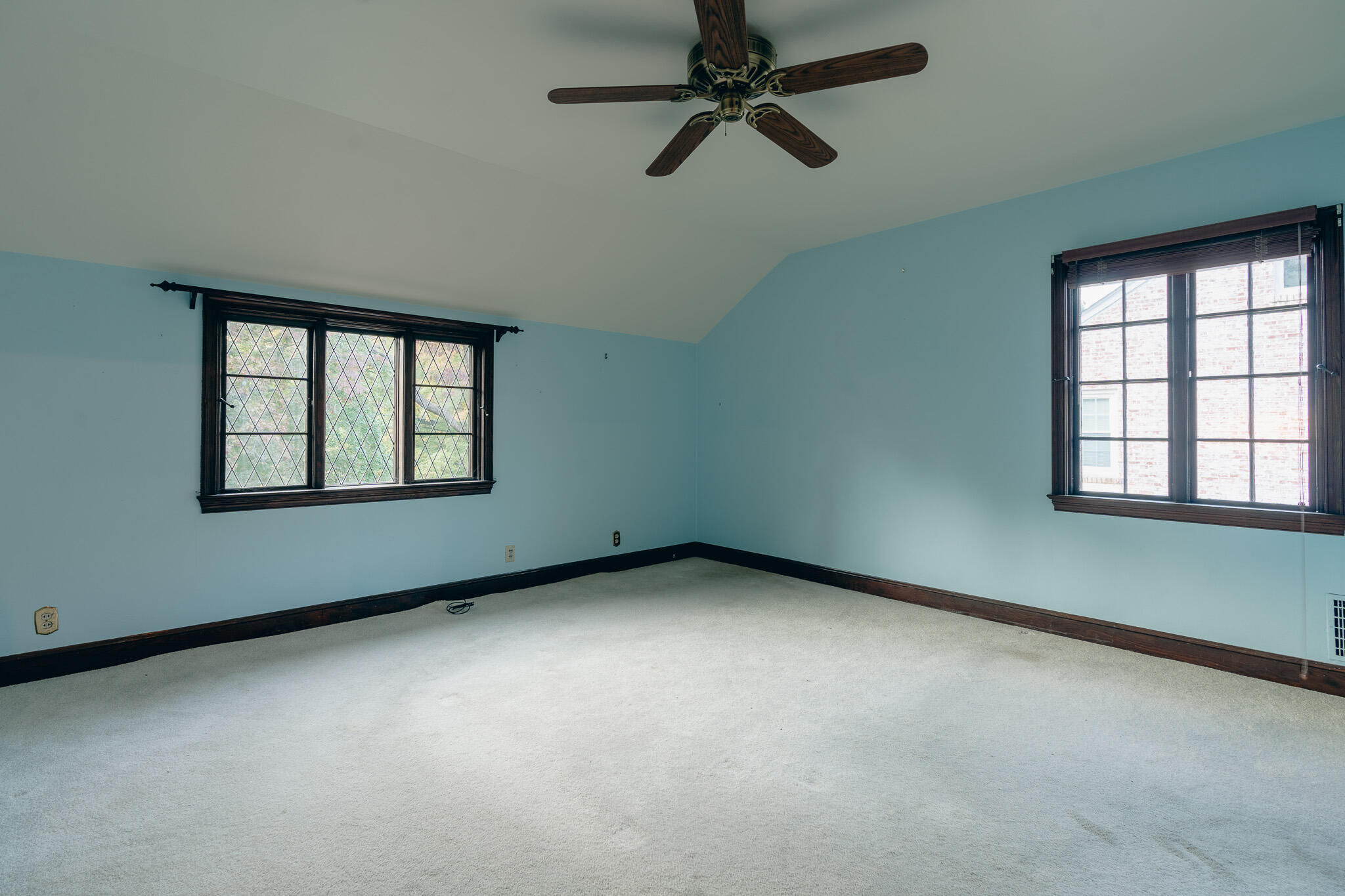 2632 Richelieu Avenue Southwest Roanoke, VA 24014 - Photo 27 of 61 Primary Bedroom