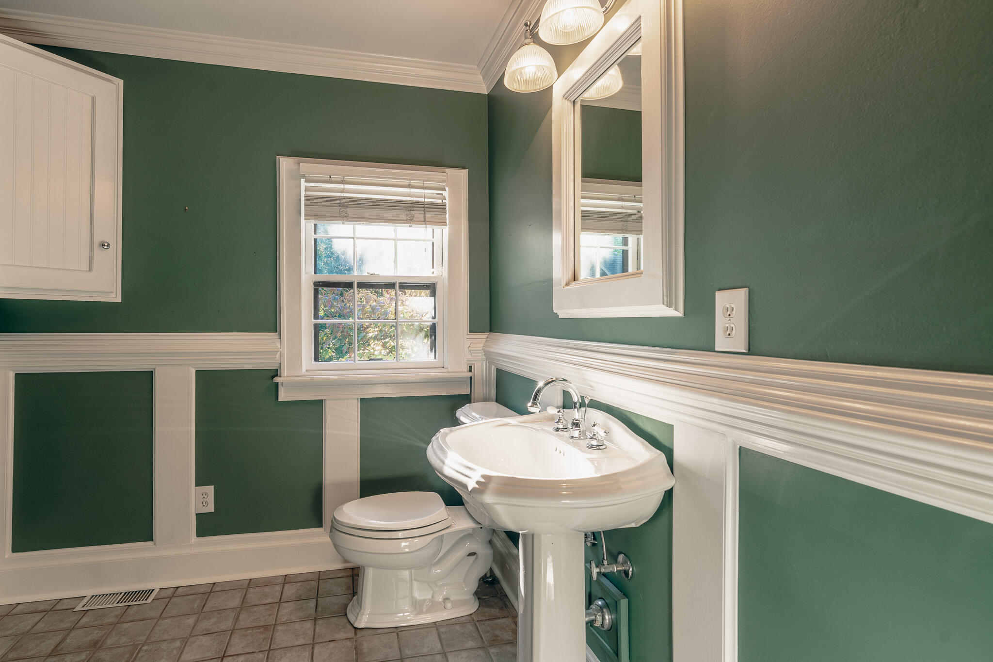 2632 Richelieu Avenue Southwest Roanoke, VA 24014 - Photo 32 of 61 Half Bath