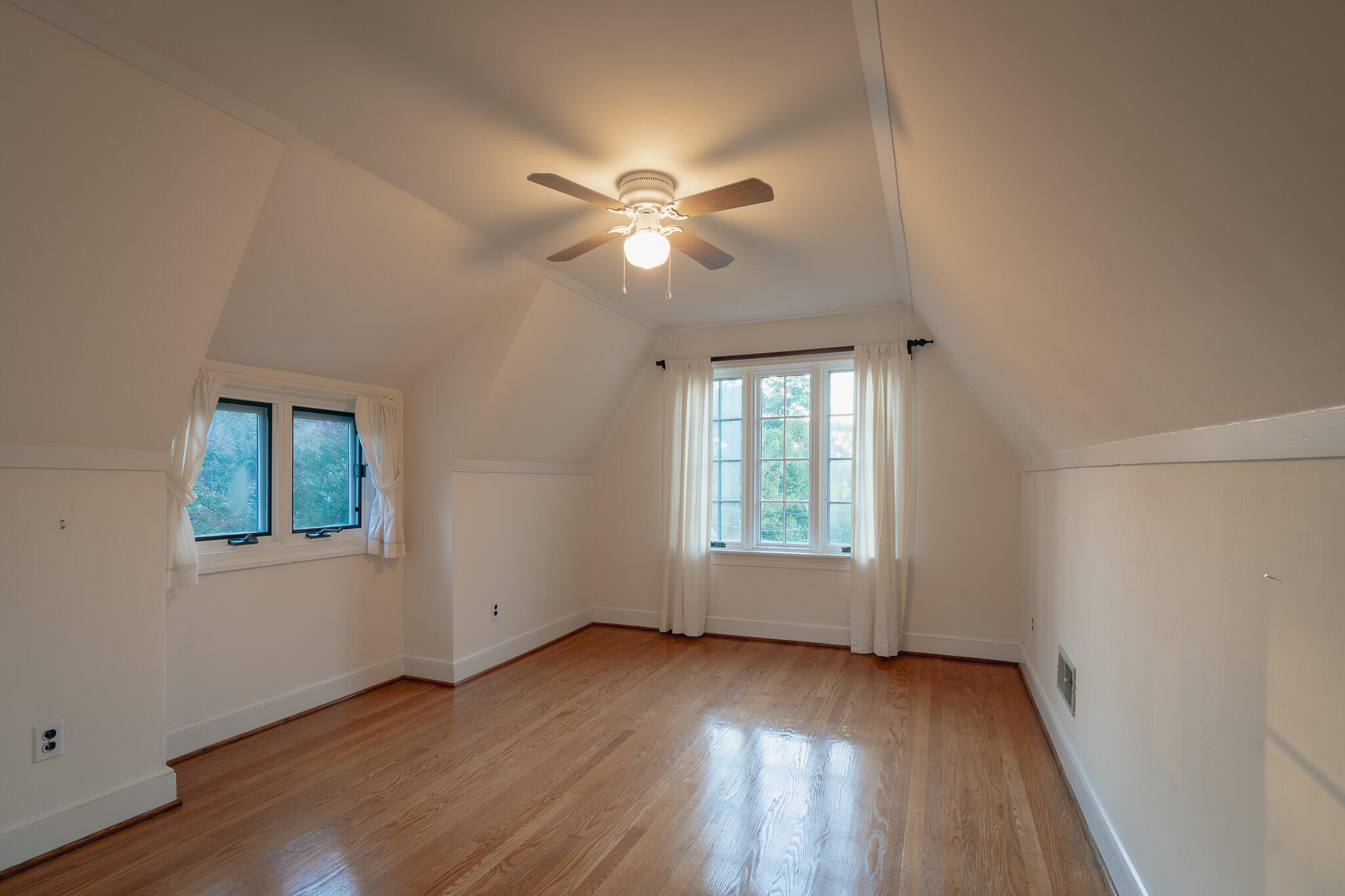 2632 Richelieu Avenue Southwest Roanoke, VA 24014 - Photo 42 of 61 Bedroom 5