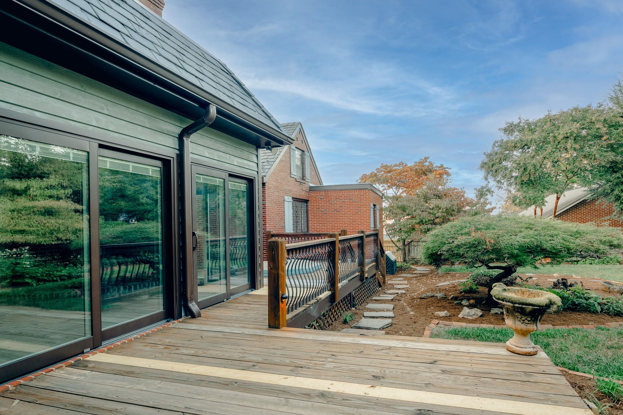 2632 Richelieu Avenue Southwest Roanoke, VA 24014 - Photo 56 of 61 Back Deck
