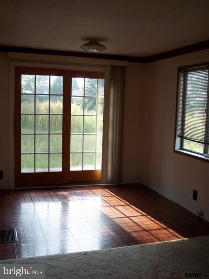 1100 Tower Road York, PA 17406 - Photo 5 of 12 Gallery Image 5