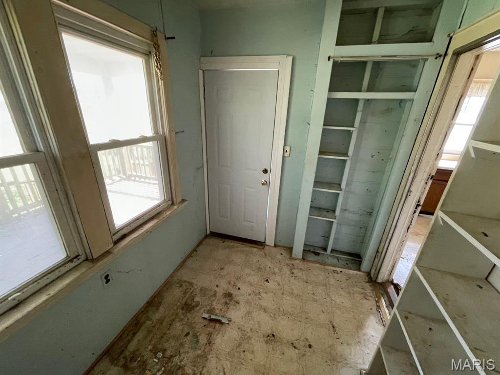 148 West 2nd Street Roxana, IL 62084 - Photo 14 of 21 Gallery Image 14